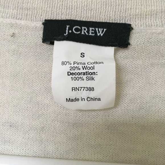 V-neck button down cardigan - Picture 2 of 3